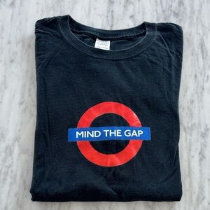 London Black "Mind The Gap" Graphic Tee with Red & Blue Logo. M